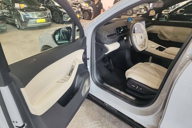 Used Nio EC6 2025 75 kWh Driver Seat