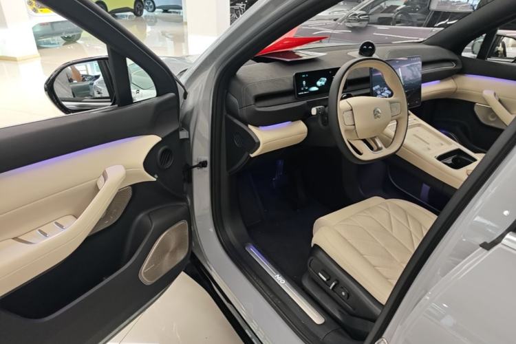 Used Nio EC6 2025 75 kWh Driver Seat