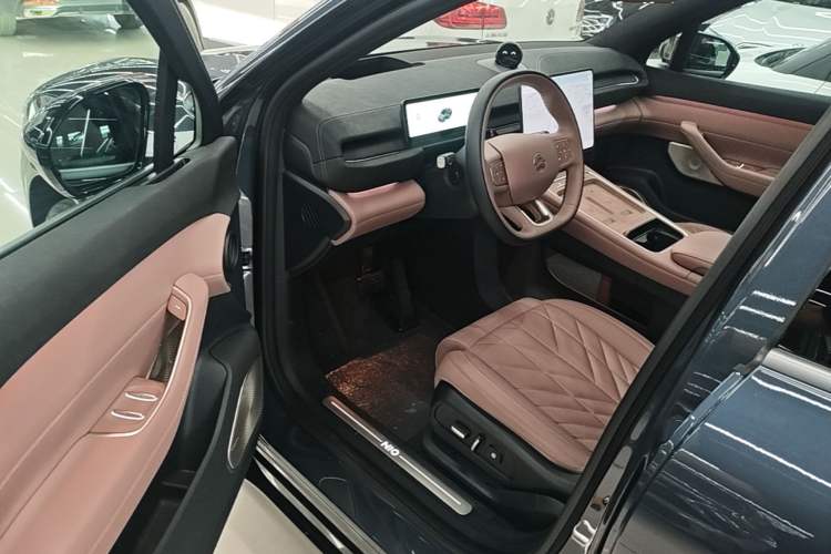 Used Nio EC6 2025 75 kWh Driver Seat
