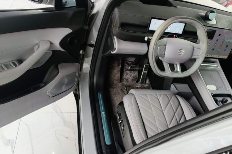 Used Nio EC6 2025 75 kWh Driver Seat