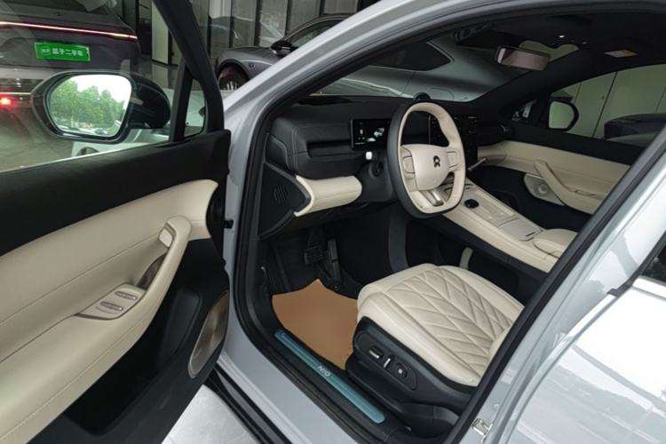 Used Nio EC6 2025 75 kWh Driver Seat