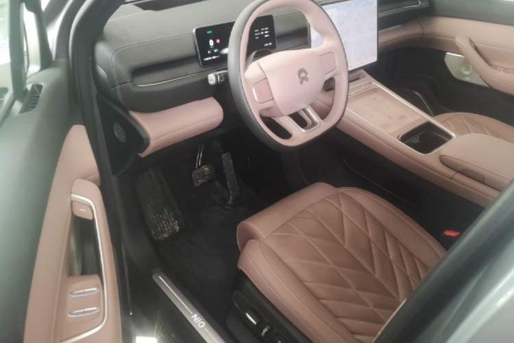 Used Nio EC6 2025 75 kWh Driver Seat