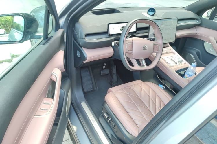 Used Nio EC6 2025 75 kWh Driver Seat