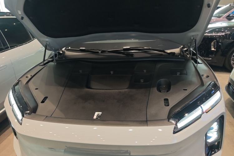 Used Nio EC6 2025 75 kWh Engine Bay