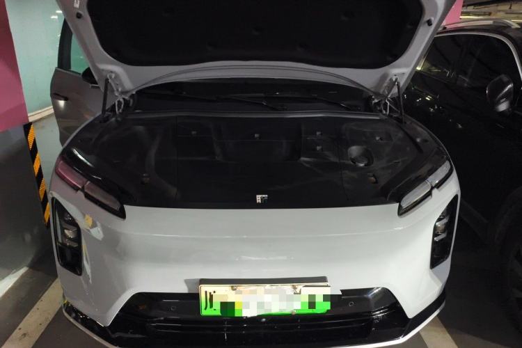 Used Nio EC6 2025 75 kWh Engine Bay