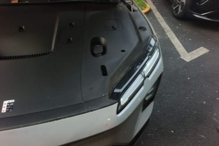 Used Nio EC6 2025 75 kWh Engine Bay Left