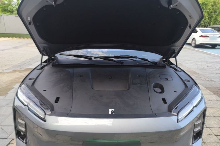 Used Nio EC6 2025 75 kWh Engine Bay