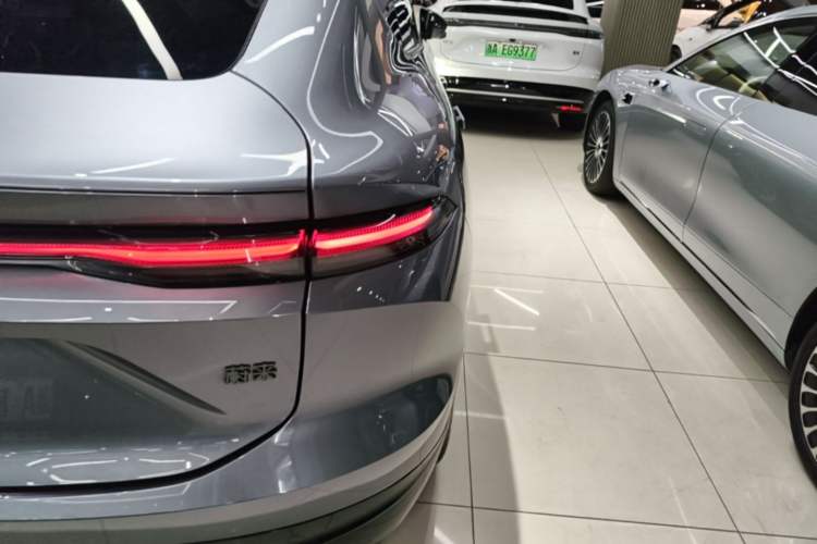 Used Nio EC6 2025 75 kWh Exterior 1