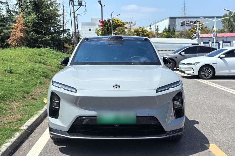 Used Nio EC6 2025 75 kWh Exterior 1