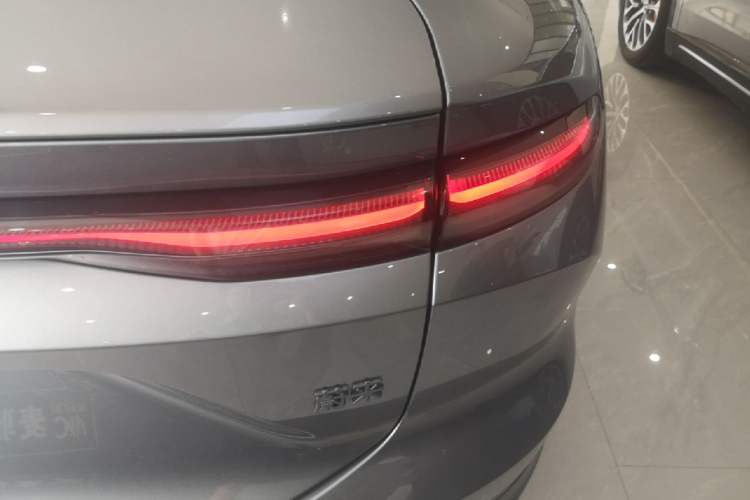 Used Nio EC6 2025 75 kWh Exterior 3