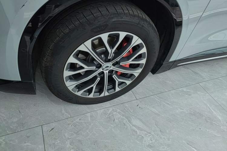 Used Nio EC6 2025 75 kWh Exterior 4