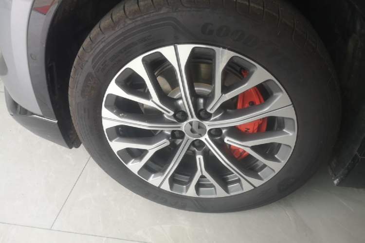 Used Nio EC6 2025 75 kWh Exterior 4