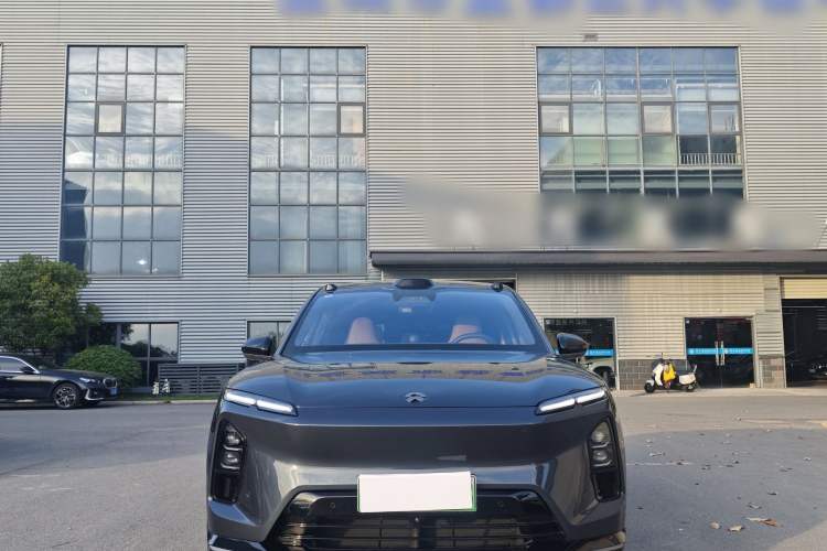 Used Nio EC6 2025 75 kWh Exterior 7