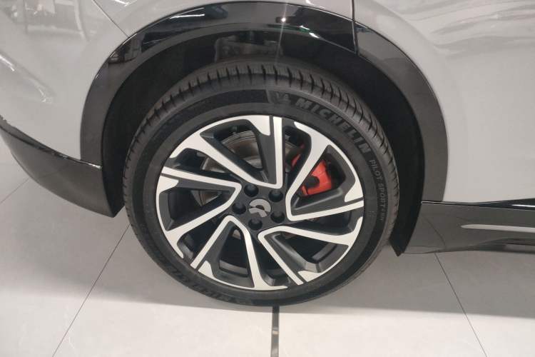 Used Nio EC6 2025 75 kWh Exterior 8