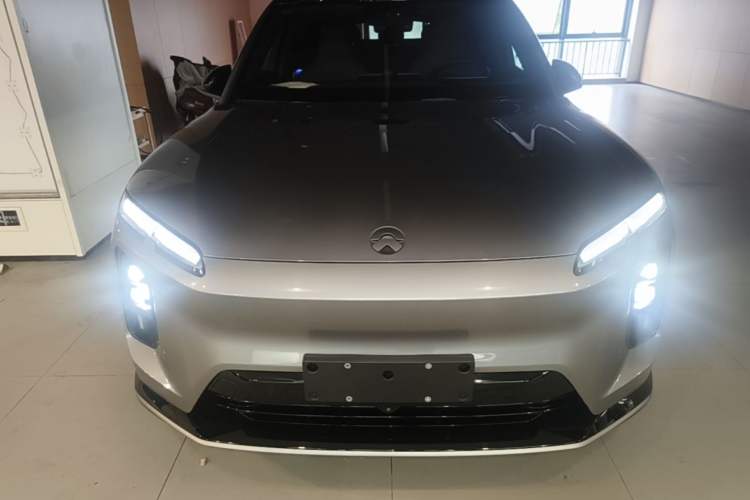 Used Nio EC6 2025 75 kWh Front