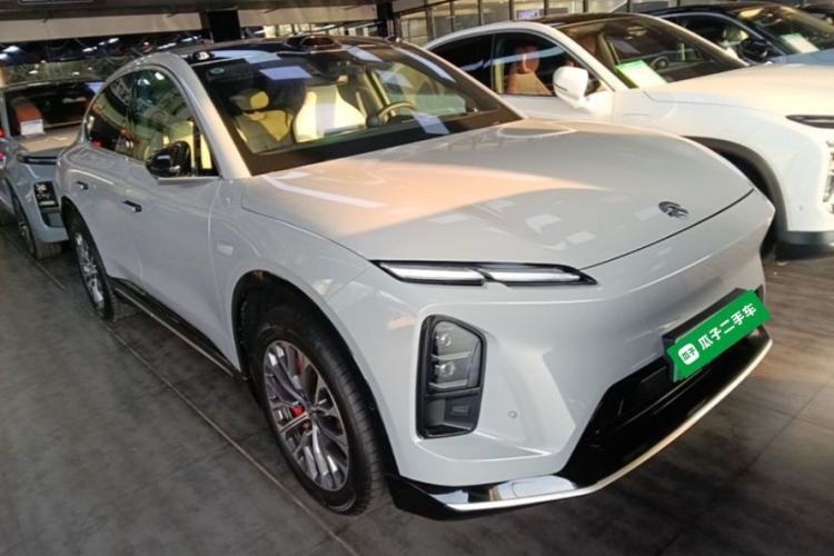 Used Nio EC6 2025 75 kWh Front Right 45 Deg
