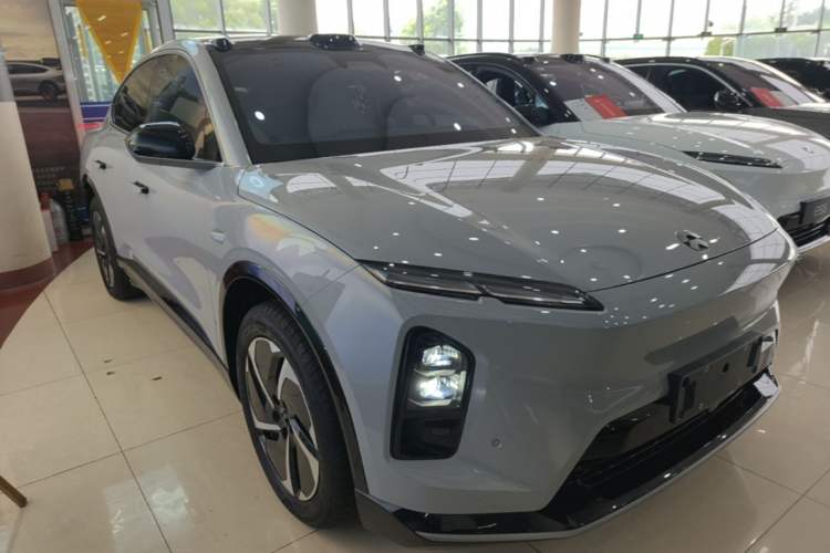 Used Nio EC6 2025 75 kWh Front Right 45 Deg