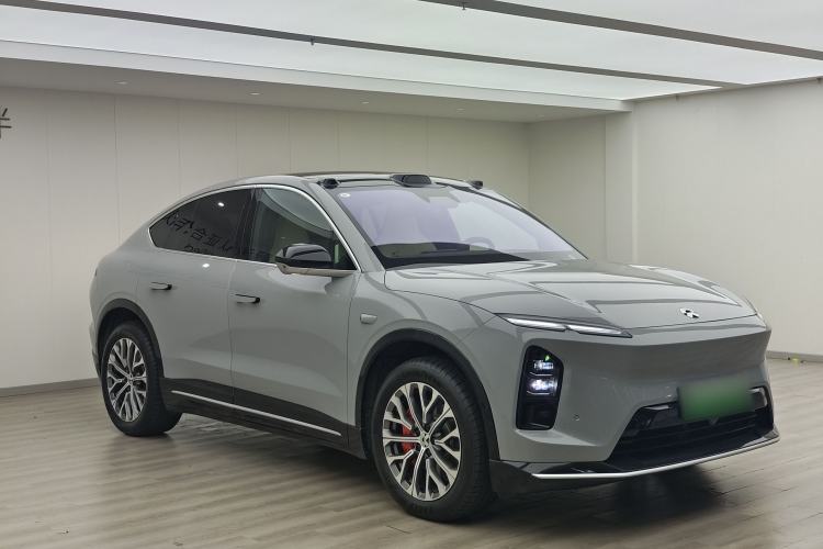 Used Nio EC6 2025 75 kWh Front Right 45 Deg