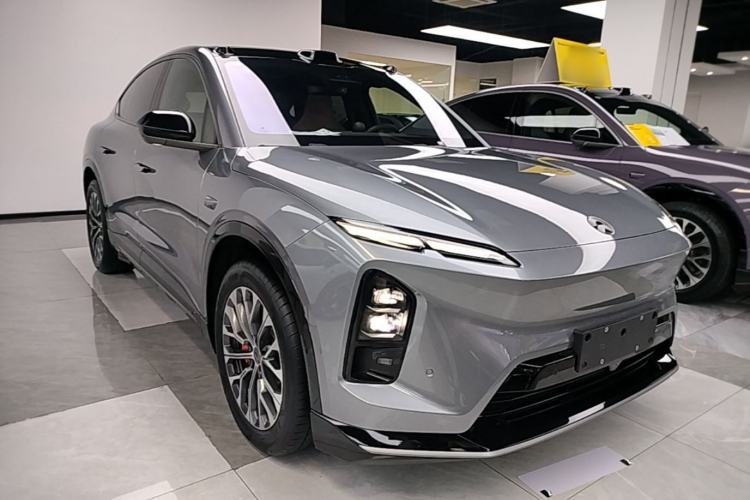 Used Nio EC6 2025 75 kWh Front Right 45 Deg