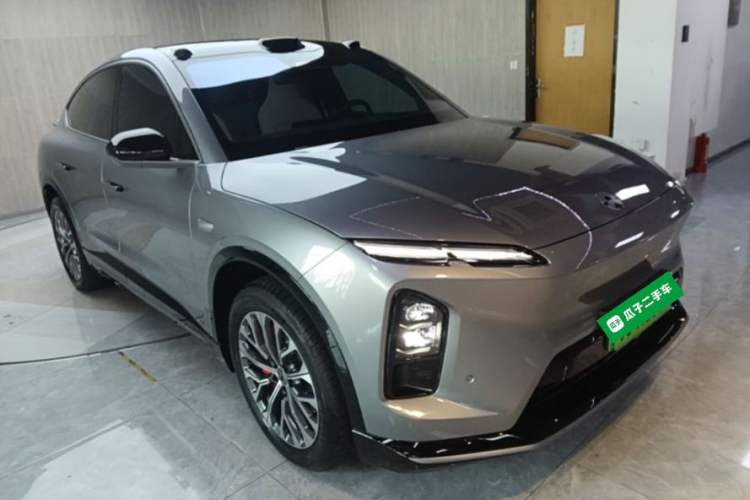 Used Nio EC6 2025 75 kWh Front Right 45 Deg