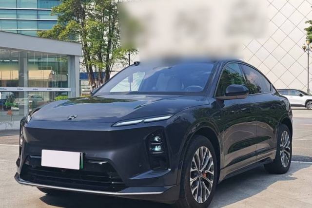 Used Nio EC6 2025 75 kWh