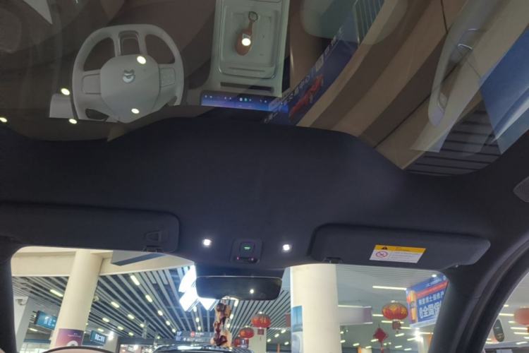 Used Nio EC6 2025 75 kWh Headliner
