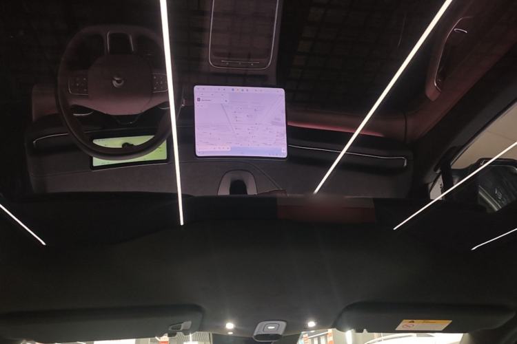 Used Nio EC6 2025 75 kWh Headliner