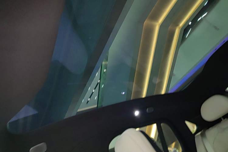 Used Nio EC6 2025 75 kWh Headliner