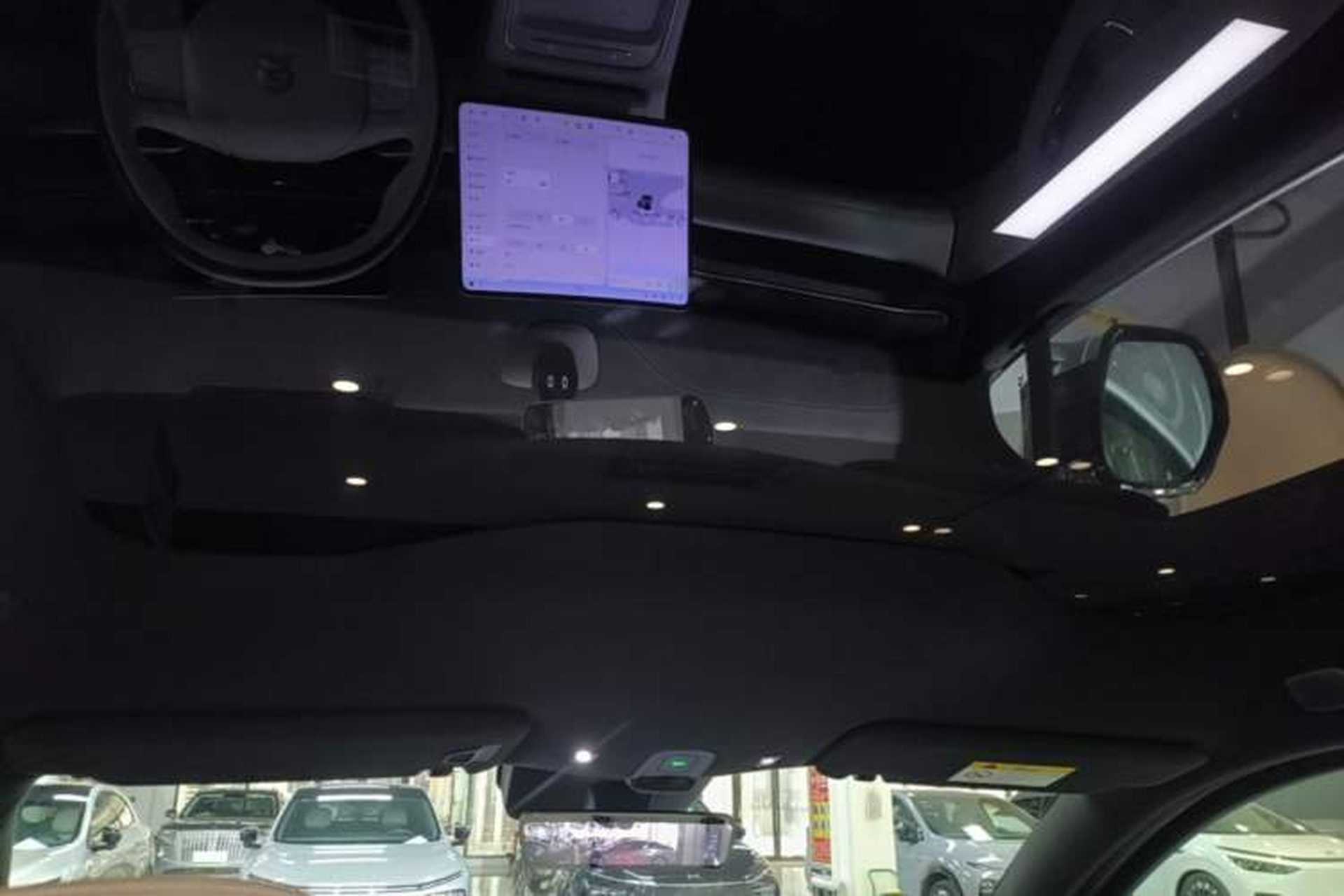 Used Nio EC6 2025 75 kWh Headliner