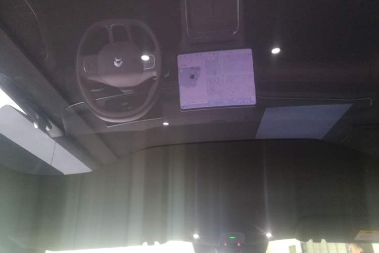 Used Nio EC6 2025 75 kWh Headliner