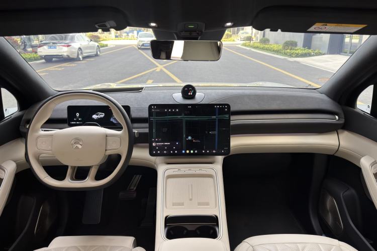 Used Nio EC6 2025 75 kWh Interior 1