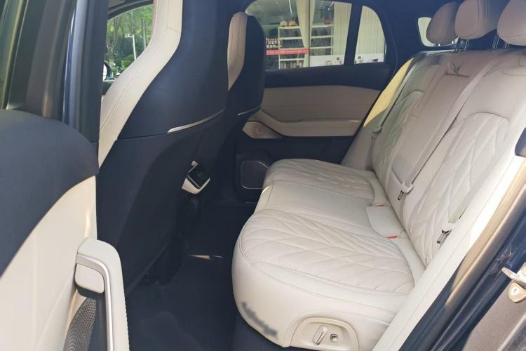 Used Nio EC6 2025 75 kWh Interior 2