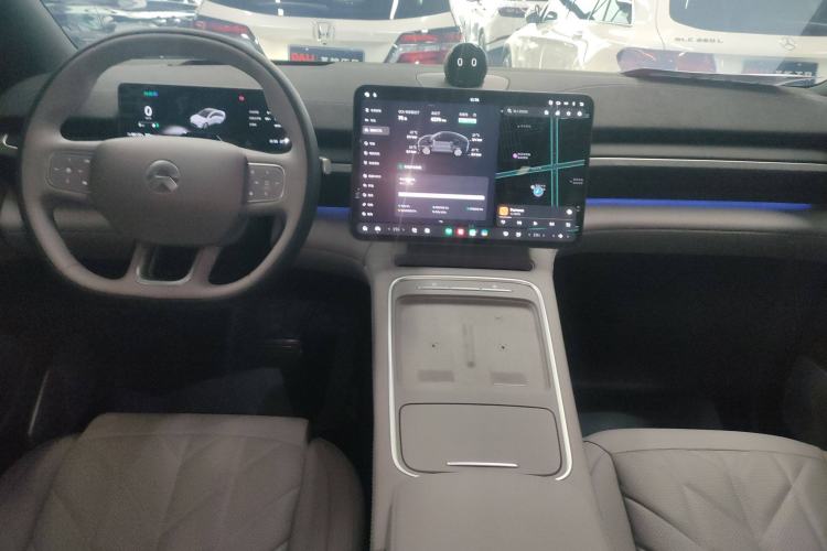 Used Nio EC6 2025 75 kWh Interior 2