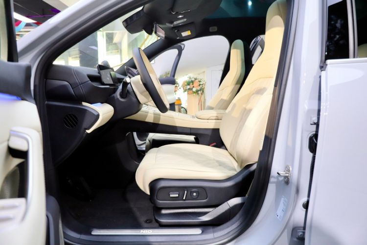 Used Nio EC6 2025 75 kWh Interior 4