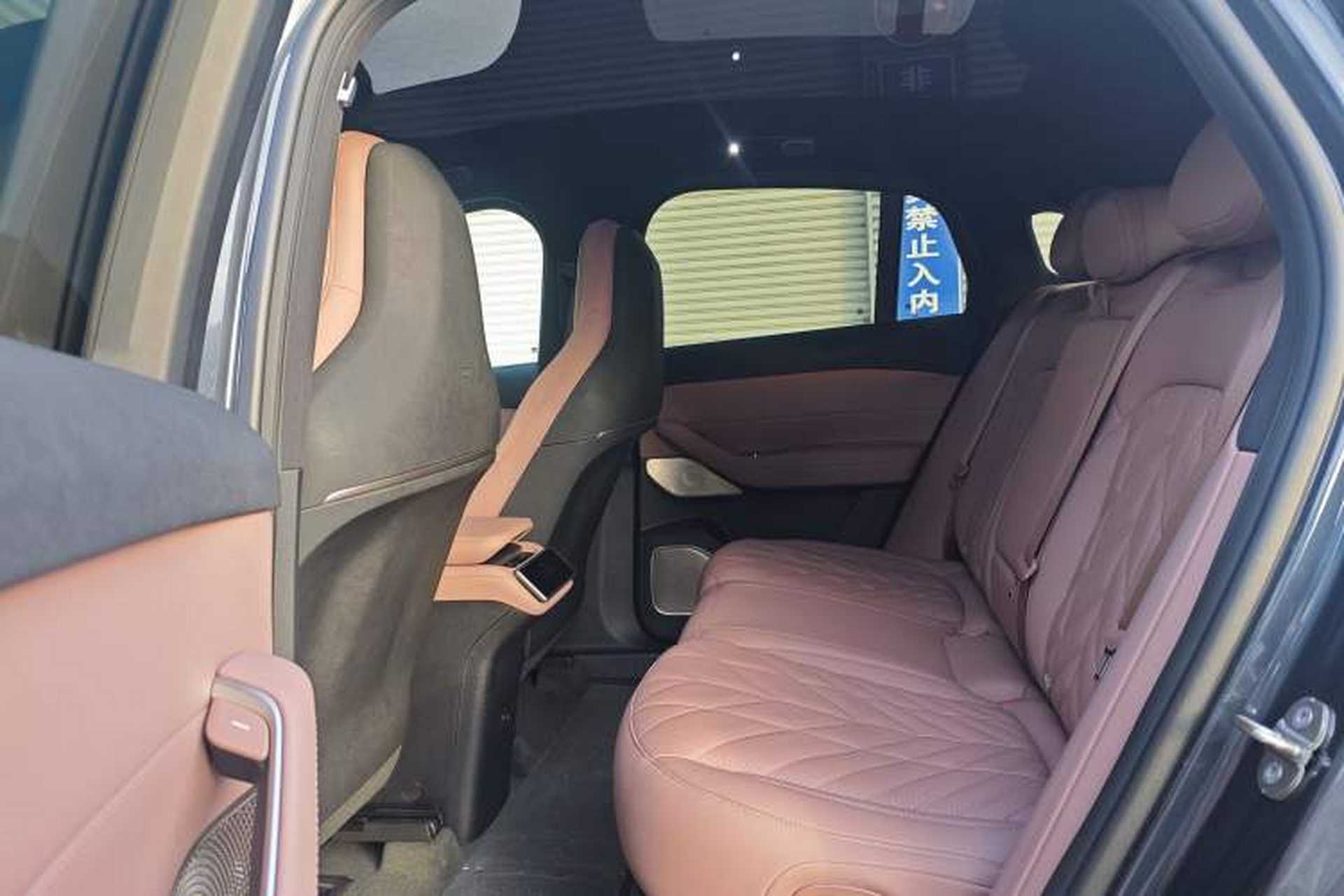 Used Nio EC6 2025 75 kWh Interior 5