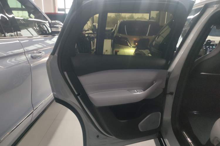 Used Nio EC6 2025 75 kWh Interior 8