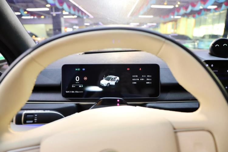 Used Nio EC6 2025 75 kWh Interior 9