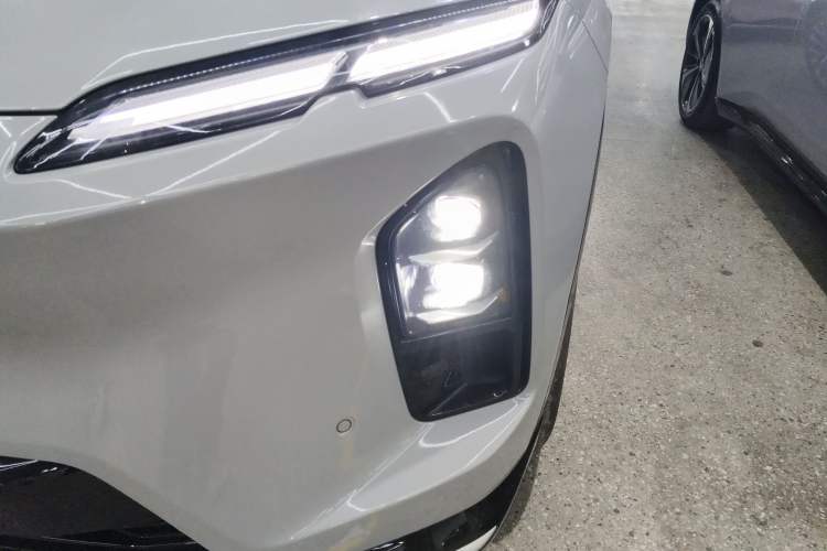 Used Nio EC6 2025 75 kWh Left Front Headlight