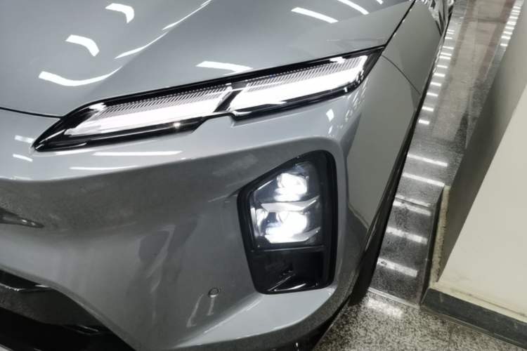 Used Nio EC6 2025 75 kWh Left Front Headlight