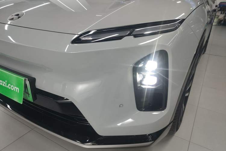 Used Nio EC6 2025 75 kWh Left Front Headlight