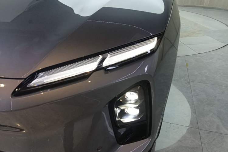 Used Nio EC6 2025 75 kWh Left Front Headlight