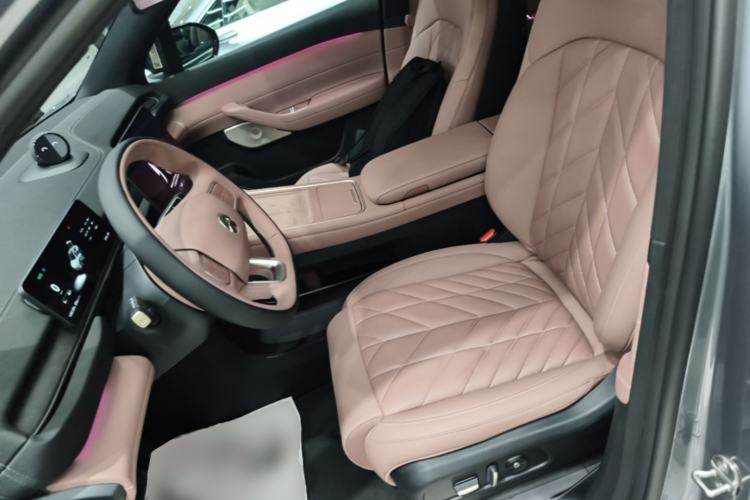 Used Nio EC6 2025 75 kWh Left Front Seat