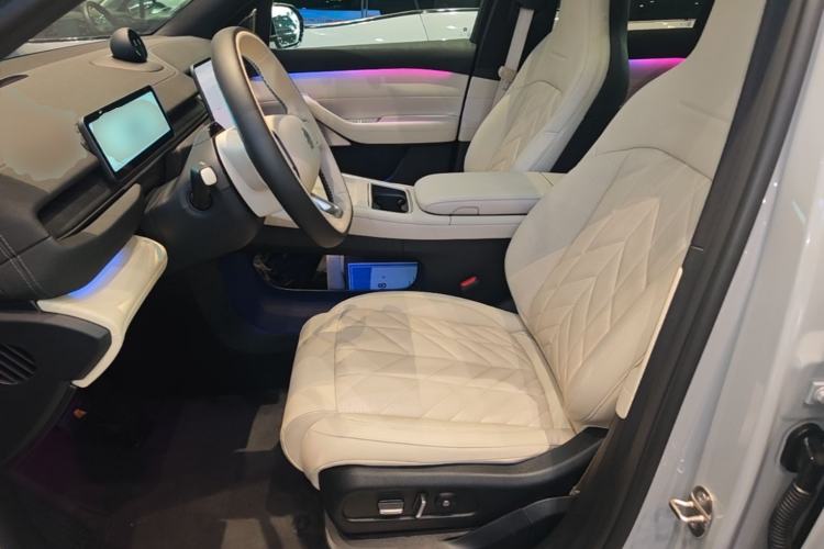 Used Nio EC6 2025 75 kWh Left Front Seat