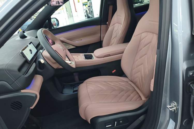 Used Nio EC6 2025 75 kWh Left Front Seat
