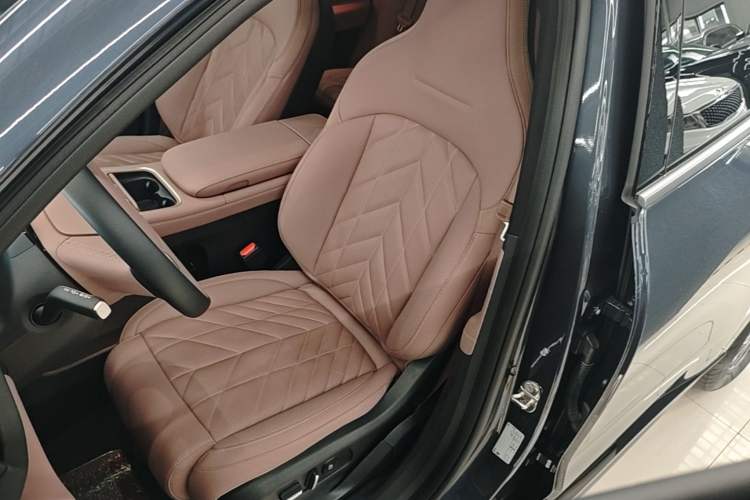 Used Nio EC6 2025 75 kWh Left Front Seat