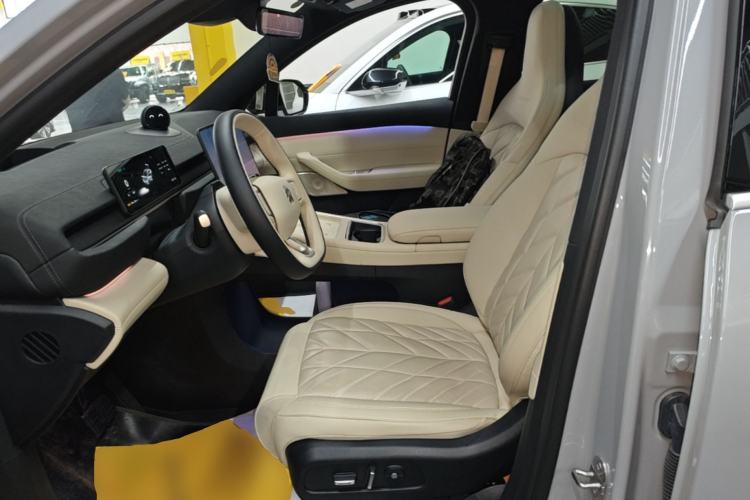 Used Nio EC6 2025 75 kWh Left Front Seat