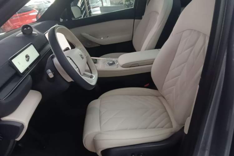 Used Nio EC6 2025 75 kWh Left Front Seat