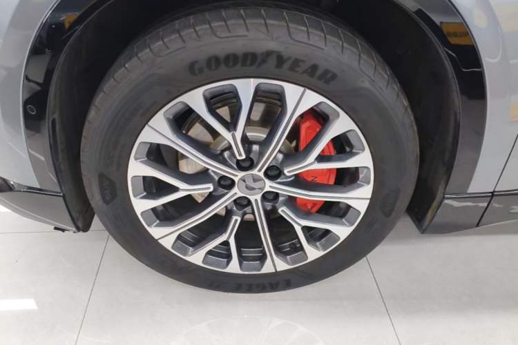 Used Nio EC6 2025 75 kWh Left Front Wheel Hub