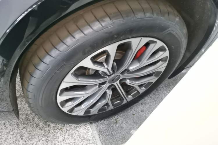 Used Nio EC6 2025 75 kWh Left Front Wheel Hub
