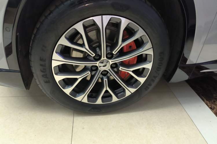 Used Nio EC6 2025 75 kWh Left Front Wheel Hub